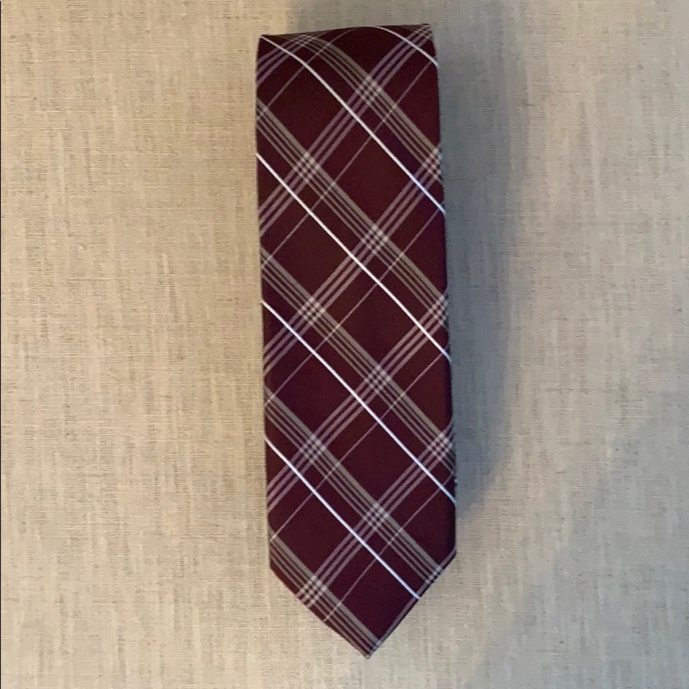 Michael Kors silk necktie- New without tags.
